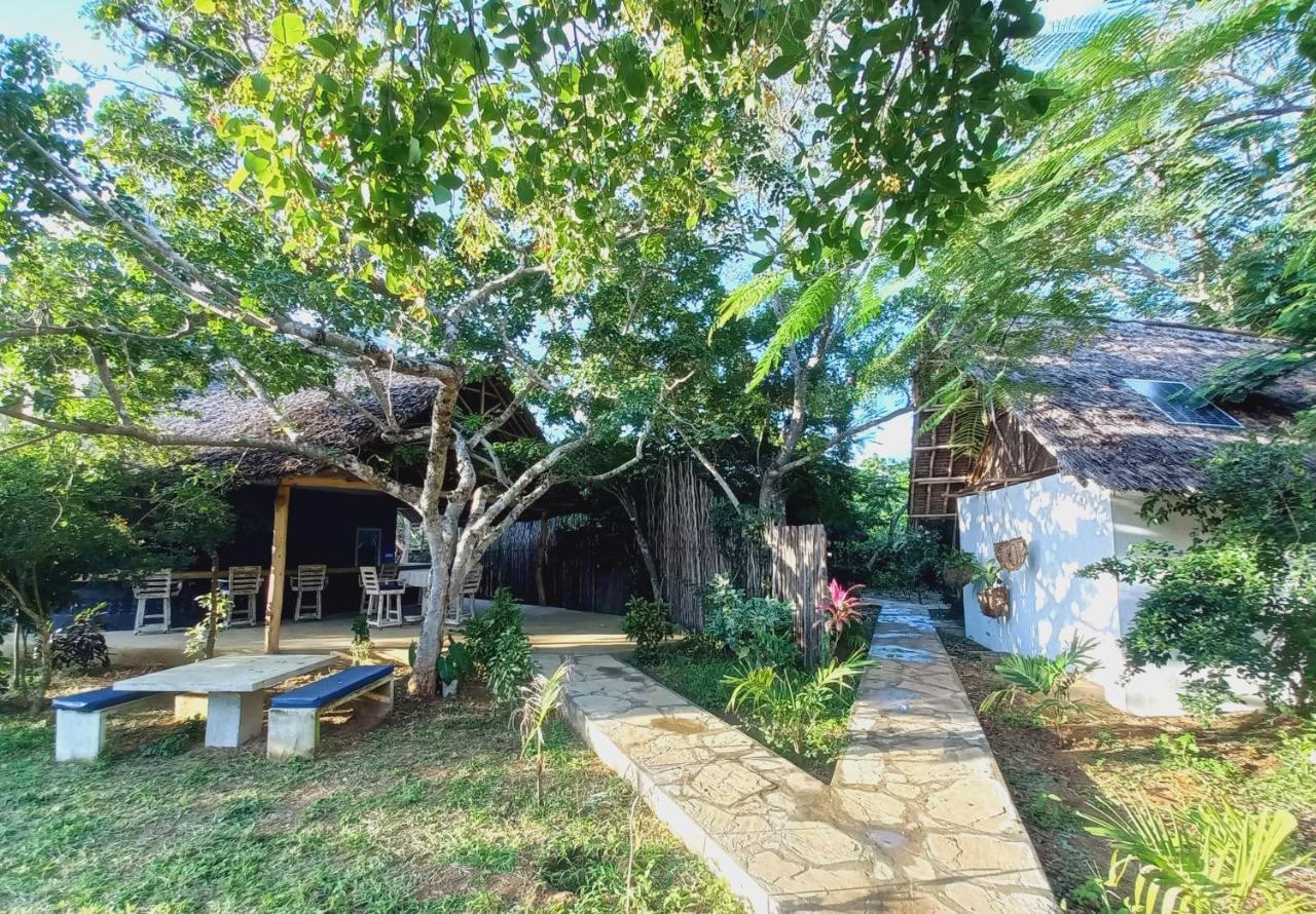 Watamu Beach Cottages B&B 외부 사진