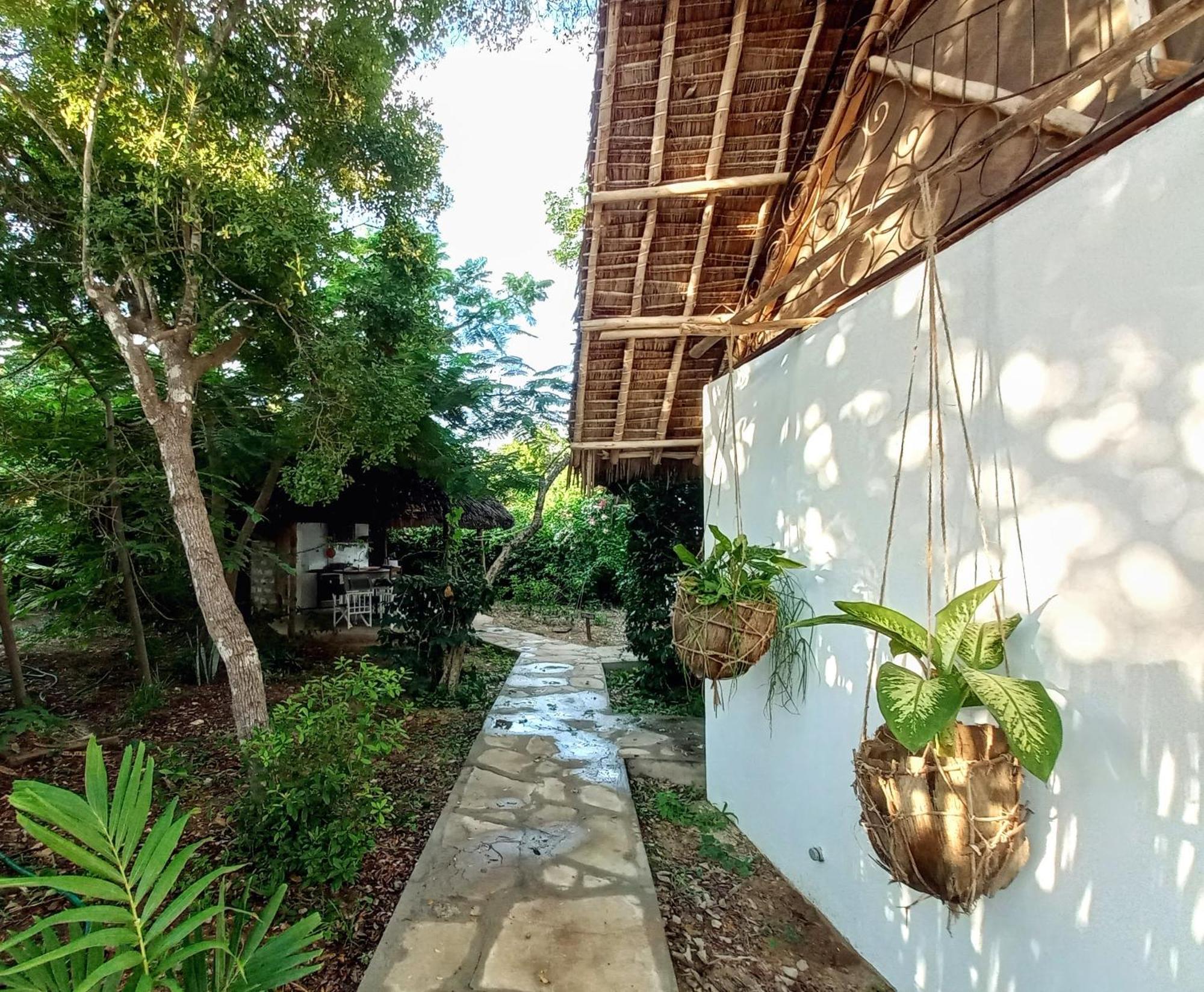 Watamu Beach Cottages B&B 외부 사진